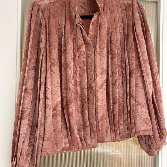 Alice + Olivia - Picture 3 of 4